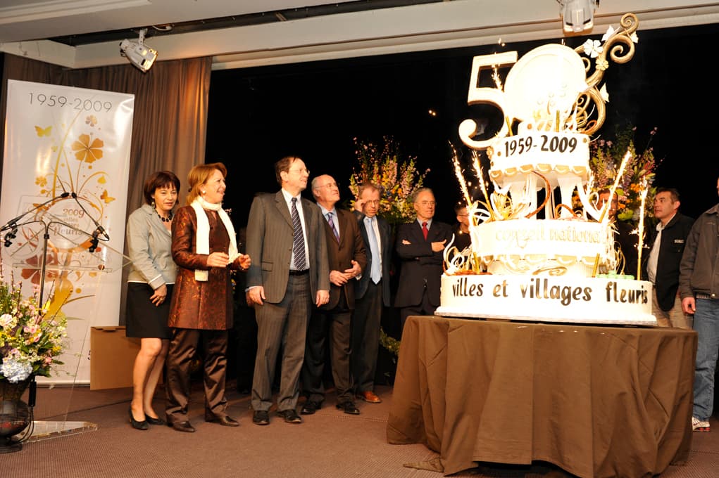 Couverture photo des 50 ans des Villes et Villages Fleuris